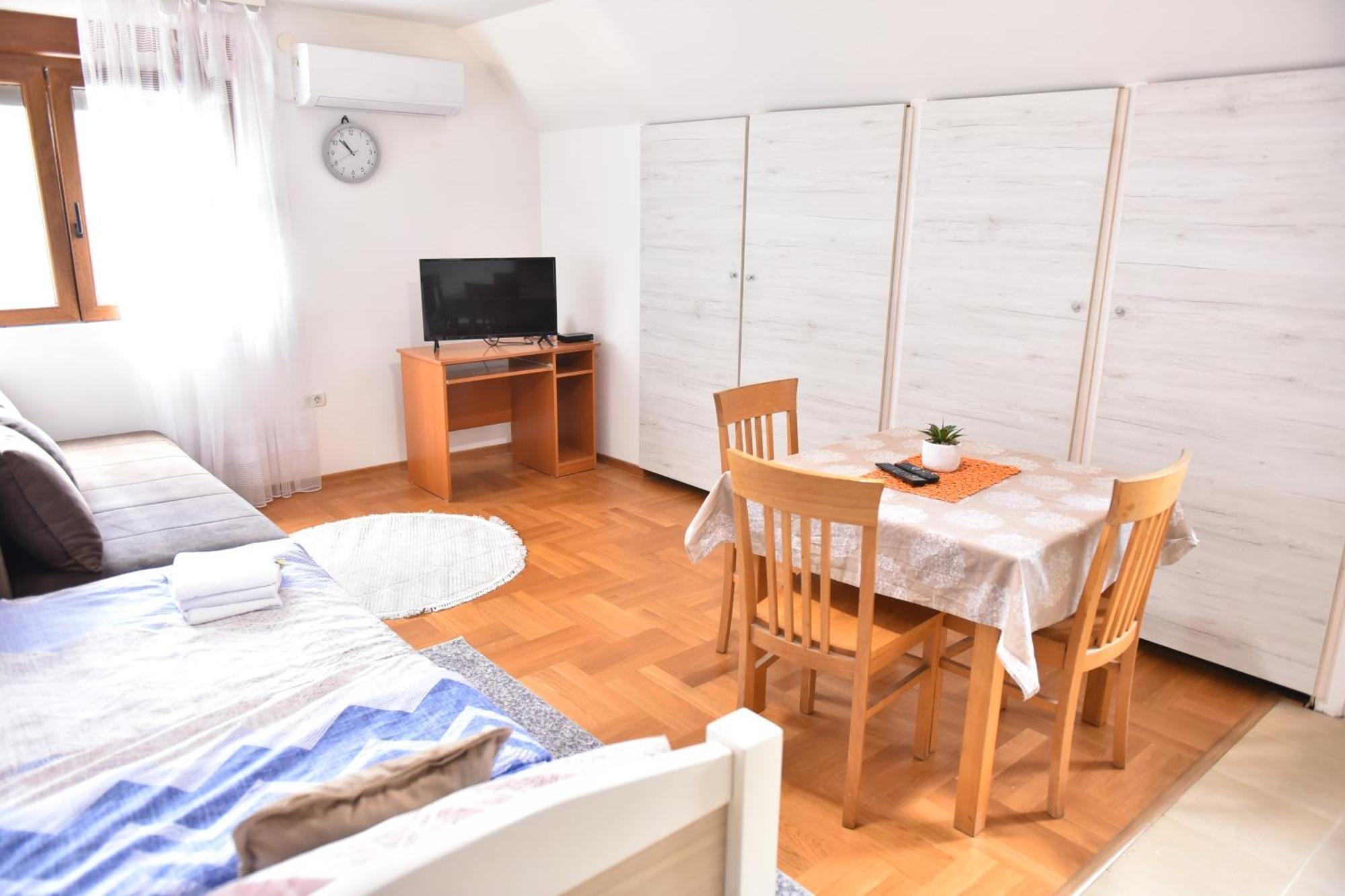 Apartments Ravno Plužine Pokój zdjęcie