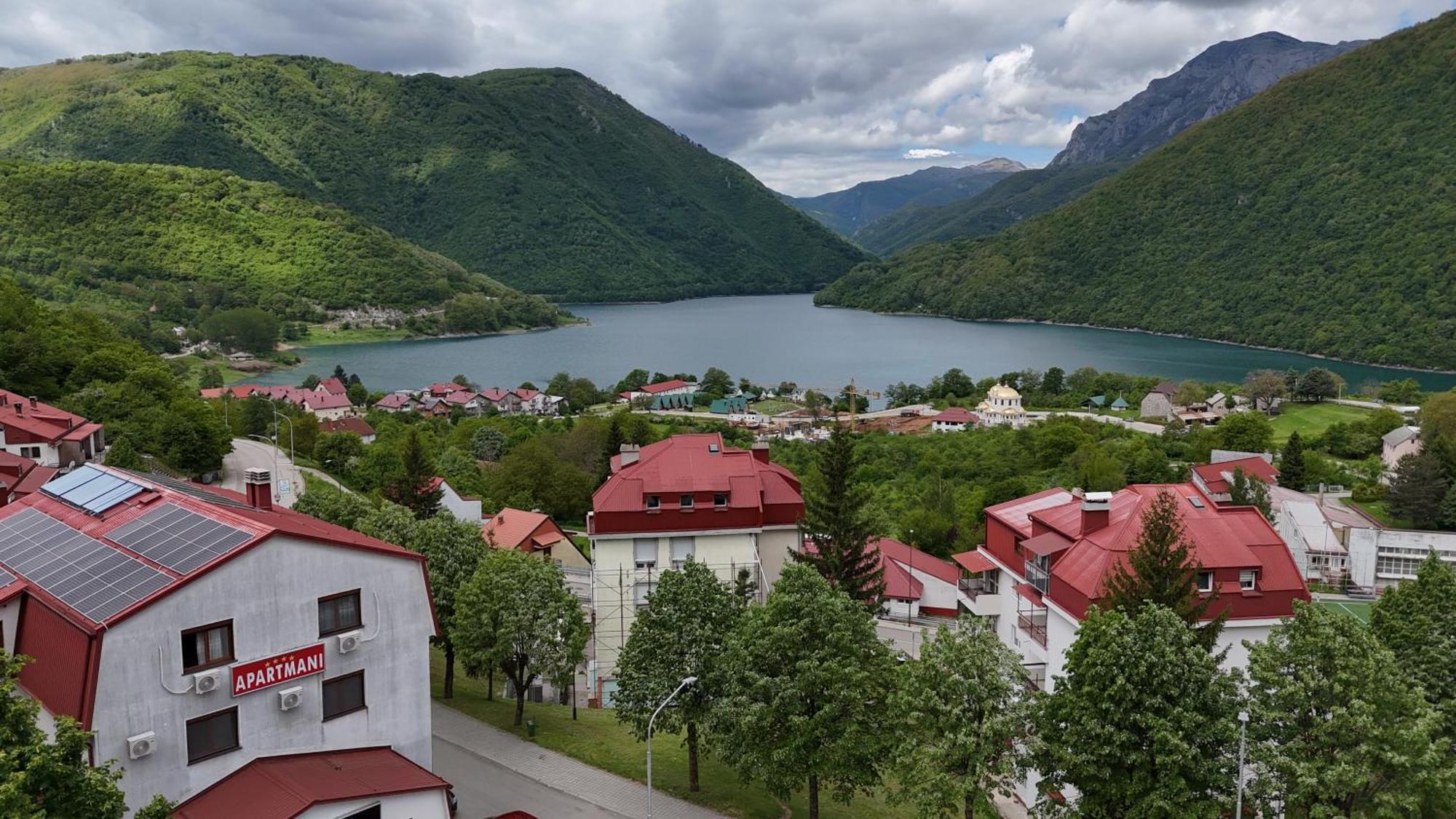 Apartments Ravno Plužine Zewnętrze zdjęcie